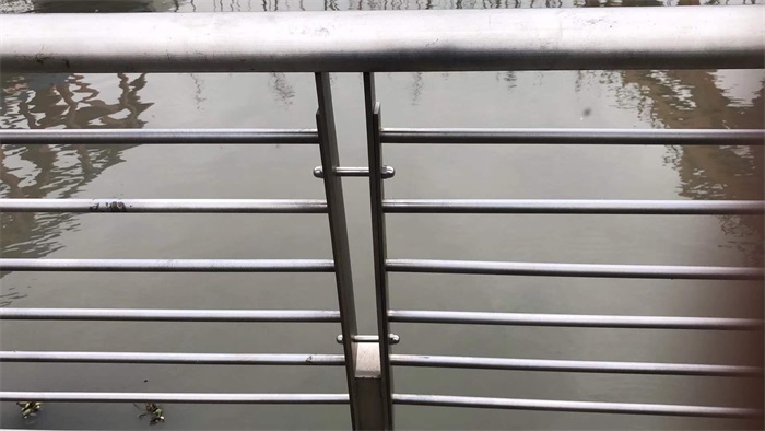 不銹鋼欄桿 不銹鋼欄桿