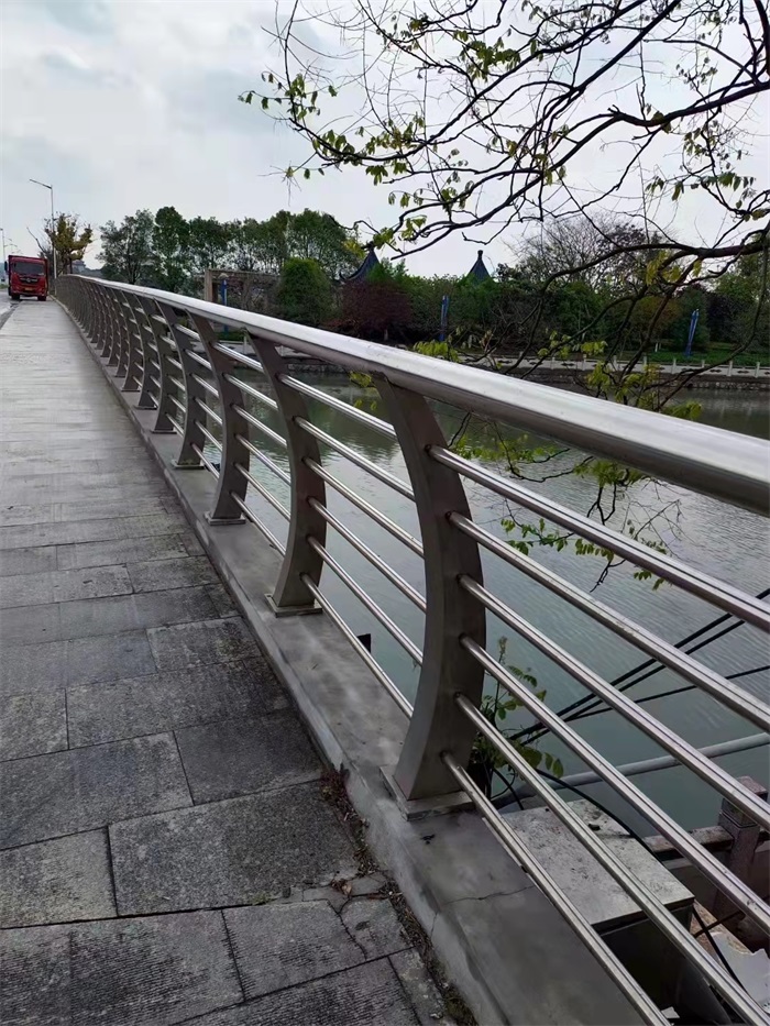 不銹鋼欄桿 不銹鋼欄桿